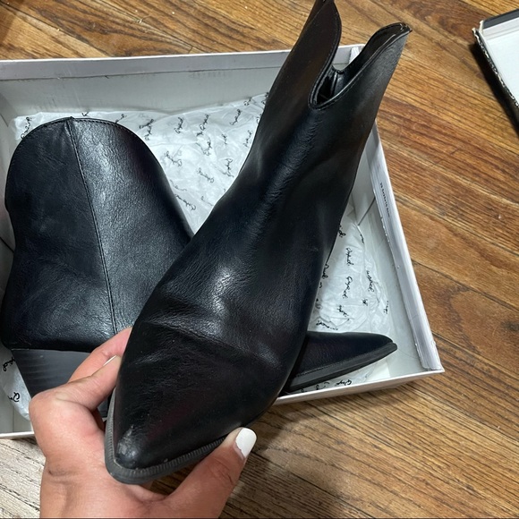 Black Women Booties - Picture 9 of 12